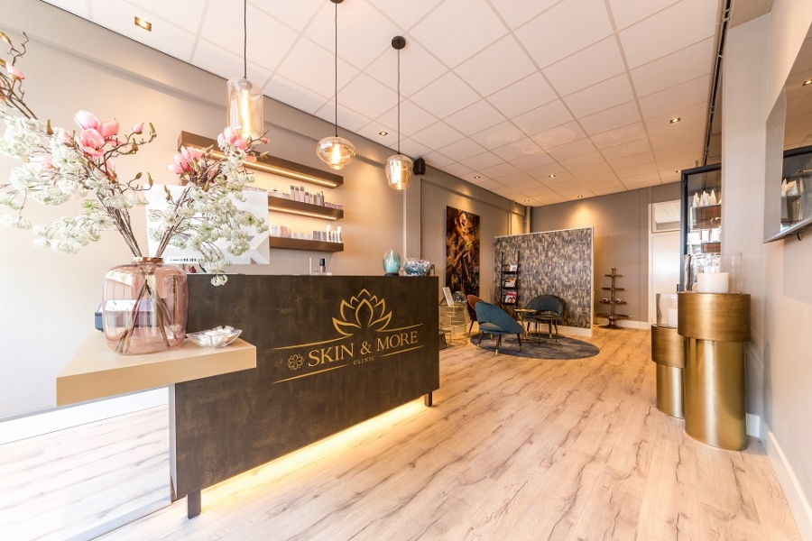 SKIN & MORE : 